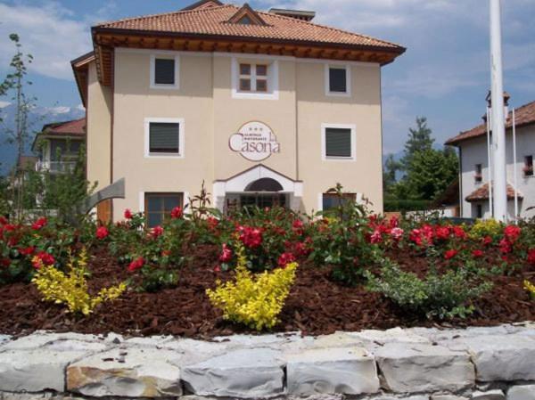 Hotel Ristorante La Casona Feltre Ngoại thất bức ảnh